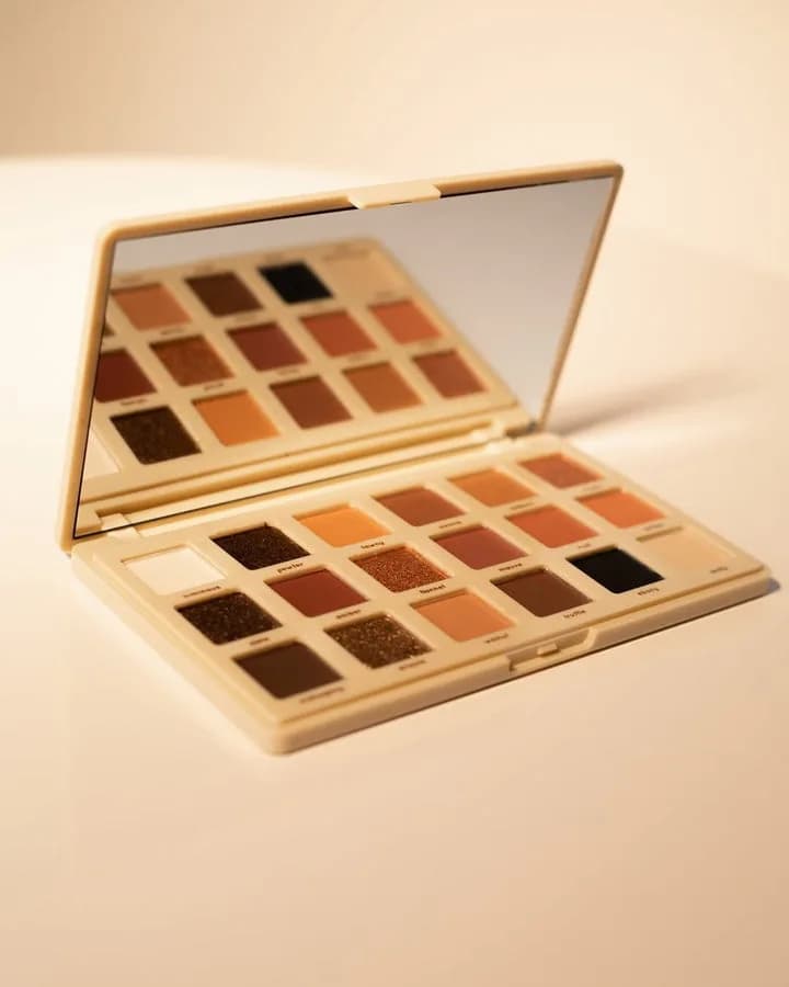 Ruby Rose HB-F2603 Glass Mirror Eyeshadow