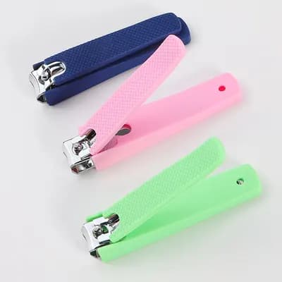Or Bleu Nail Clipper with Plastic Container